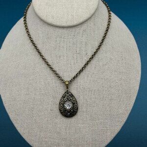 Vintage Avon Infinite Stars Tear Drop Rhinestones Pendant Necklace Signed GV9